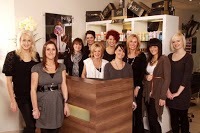 Options Hairdressing 305746 Image 1