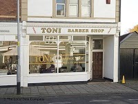 Tonis barber shop 326261 Image 0
