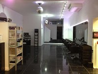 rehab hair salon 292753 Image 3