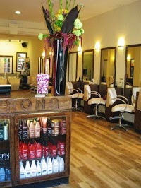 Armstrong Cuthbert Hairdressing 310550 Image 0