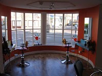 His and Kids Hair Shops 325587 Image 4