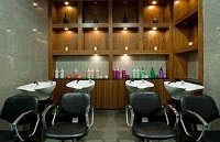 Rush Staines Hair Salon 302273 Image 0