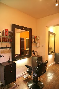 The Hyde Park Hair Shop 322929 Image 8